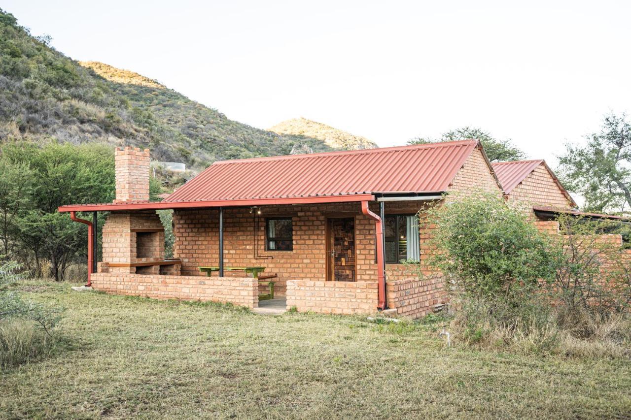 Otavi Vineyards Self-Catering & Camping 외부 사진