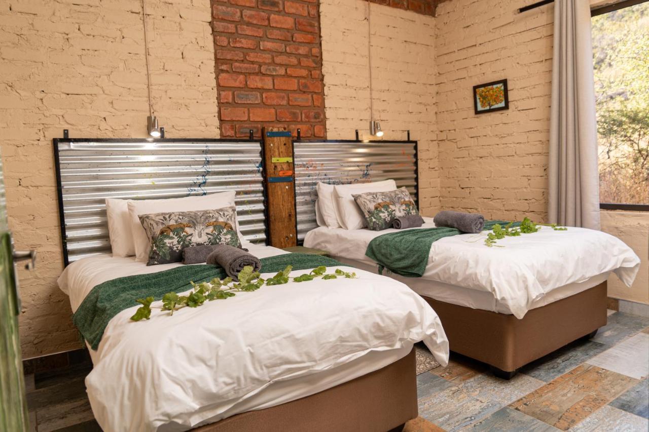 Otavi Vineyards Self-Catering & Camping 외부 사진