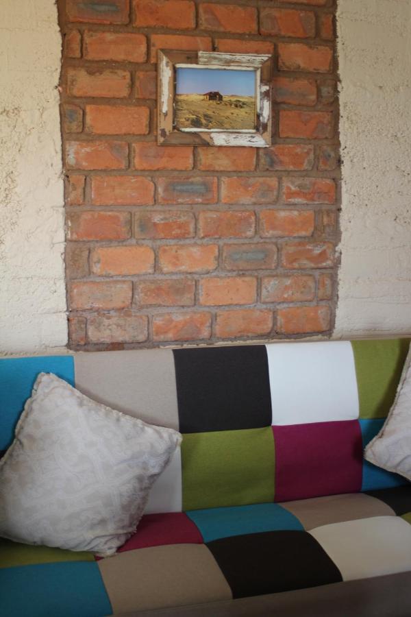 Otavi Vineyards Self-Catering & Camping 외부 사진