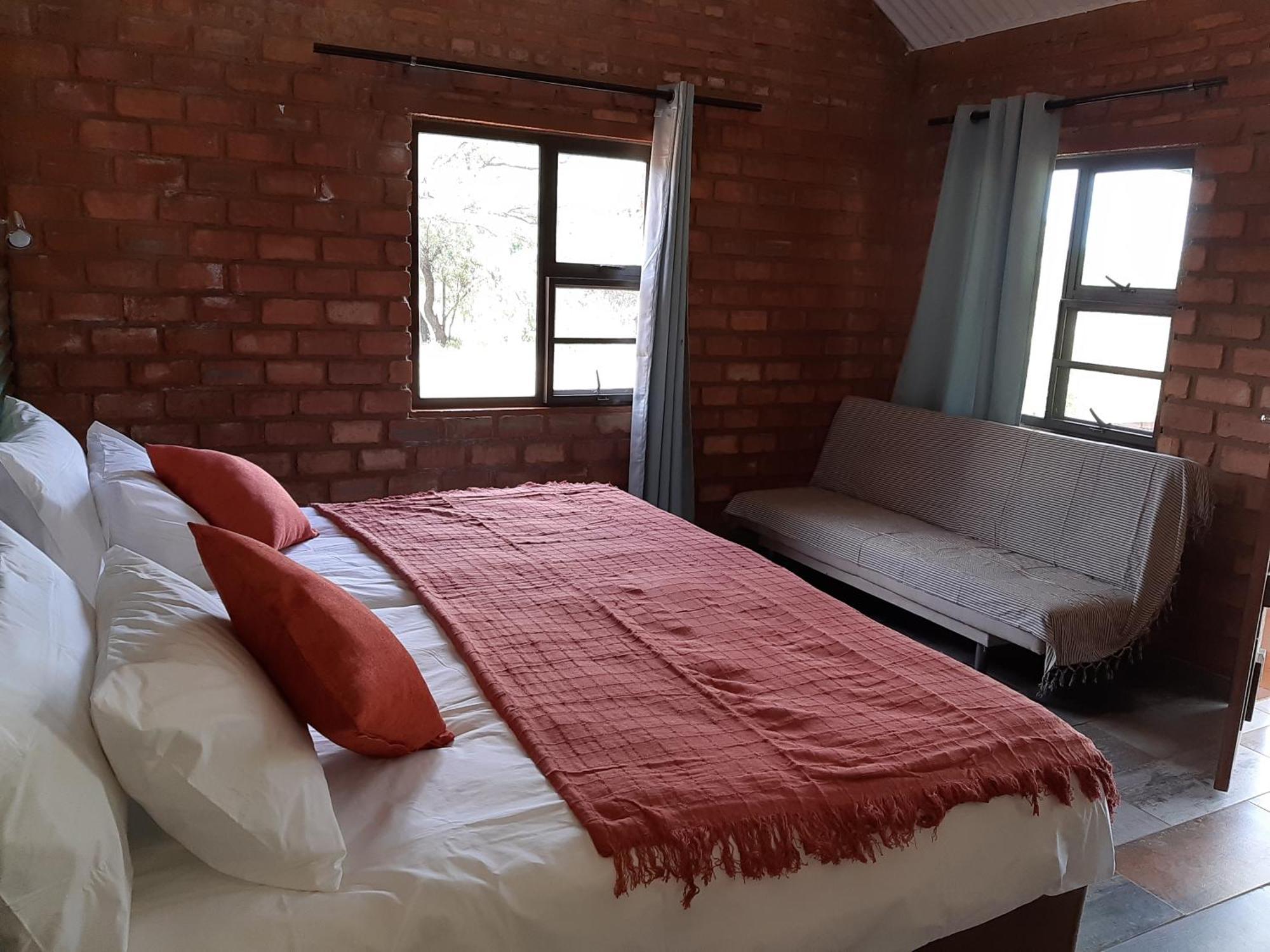 Otavi Vineyards Self-Catering & Camping 외부 사진
